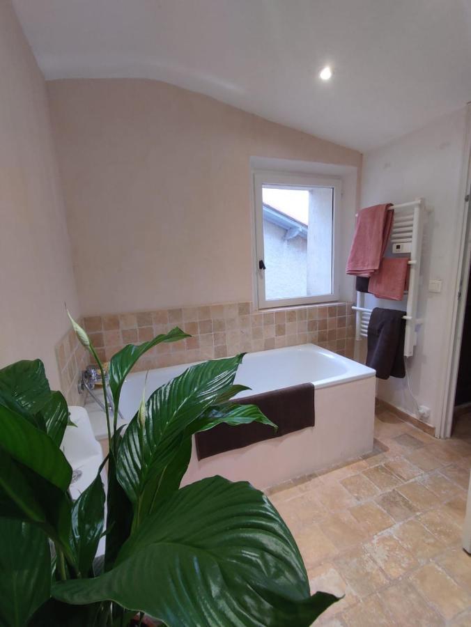 Derriere L'Eglise Apartamento Saint-Paul-de-Vence Exterior foto